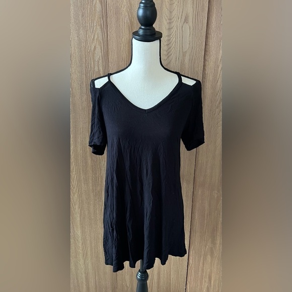 VENUS Dresses & Skirts - Lascana For Venus Women’s Black Solid Open Shoulder Short Sleeve Dress Dz M